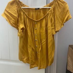 3/$15 Suzy Shier summer yellow blouse shirt size small